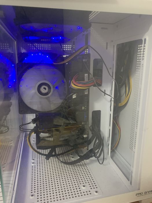 Calculator gaming i7 12700kf