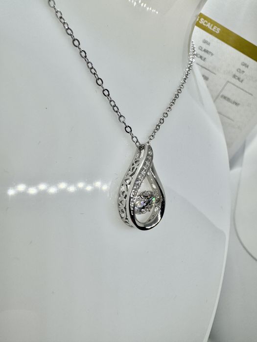 Сребърно колие с мойсанит (диамант) 1 карат