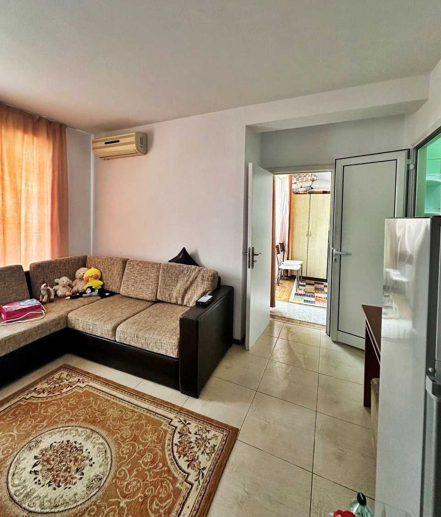 Продава се Двустаен апартамент в к.к. Слънчев бряг - 51 кв.м за 1099 €/кв.м - Снимка #2