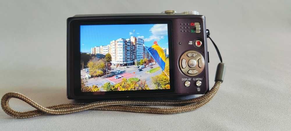 Panasonic Lumix DMC-TZ7, 10MP, Megazoom 12X