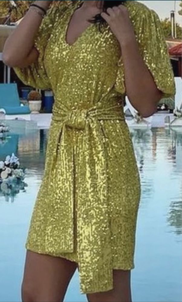 Rochie TGH cu paiete galbene dama