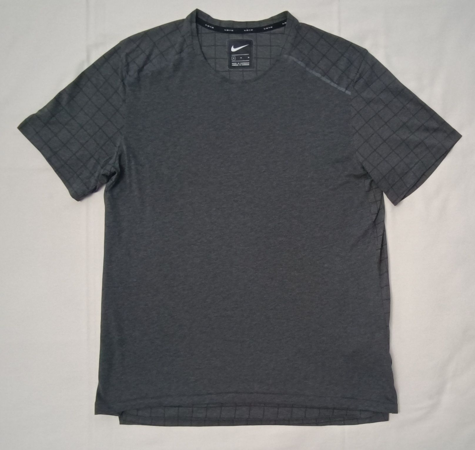 Nike Tech Pack Rise Tee оригинална тениска M Найк спортна фланелка