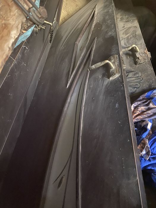 Продам меж комнатные двери в хорошем состоянии