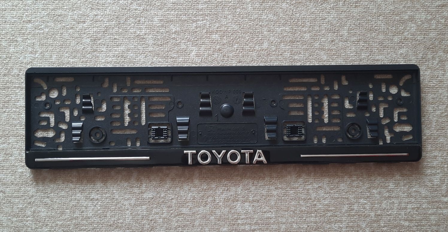 Табела , рамка , стойка , подложка за  регистрационен номер на Toyota