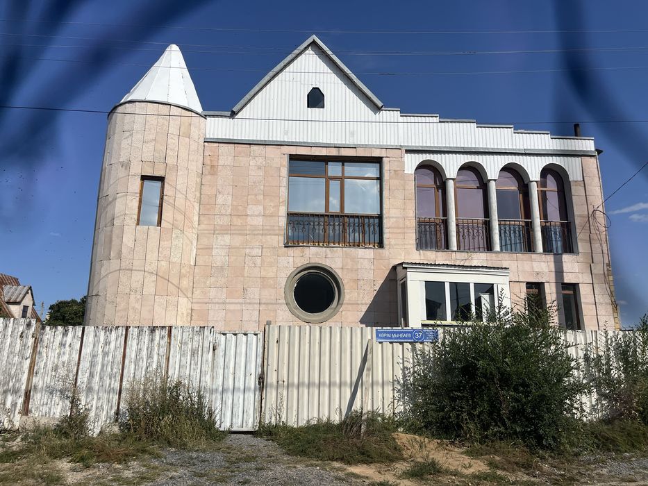 Дом 3.этаж коттеж