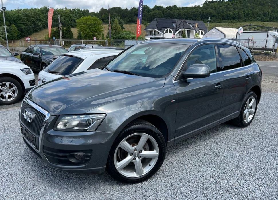 Audi Q5 S LINE Bi Xenon Led Navi Piele alcantara 4X4