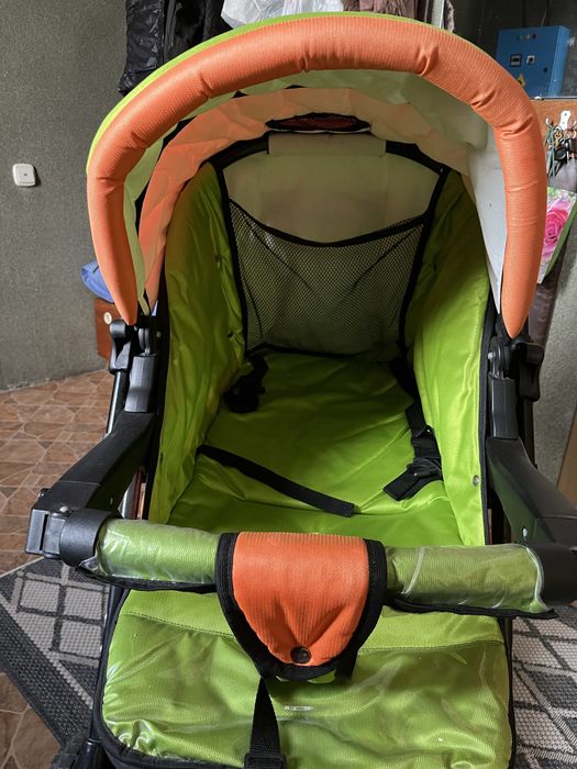 Коляска в отличном состоянии