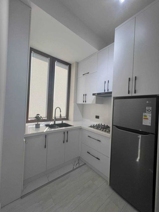 ЖК Пойтахт Гавхари 2/7/10 40м2 Евро ,Х.Алимджана,Ц2 цена договорная TL