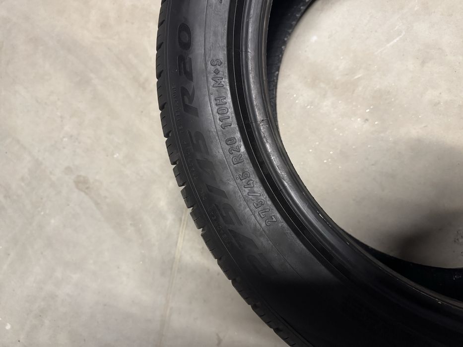 Спешно 300лв за двете Гуми Pirelli Scorpion Zero  275/45/20