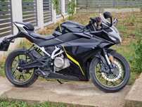 CF Moto 300SR 2021