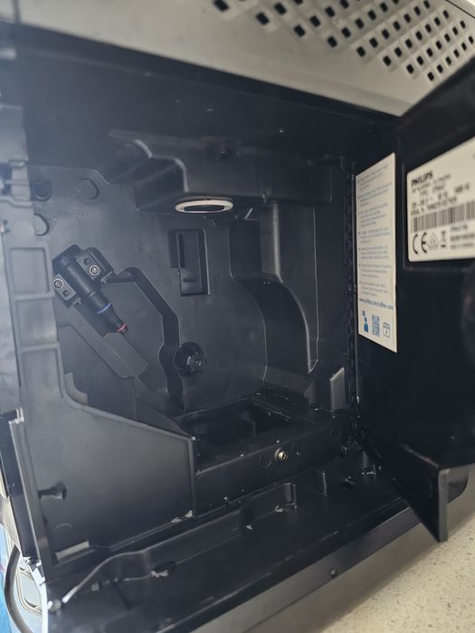 Кафеавтомат Philips 5400 Latte Go