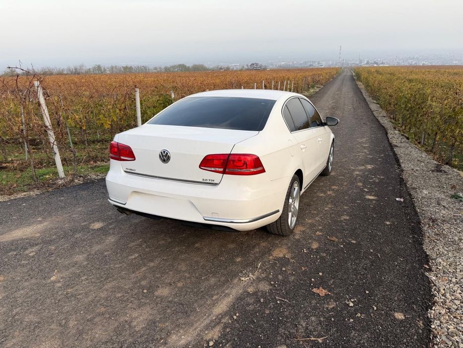 Dezmembram volkswagen passat b7 2.0 tdi