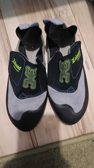 Pantofi de cățărat