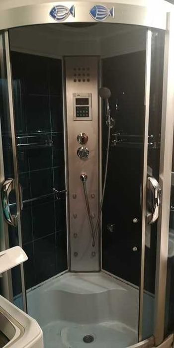 Дава се под наем Тристаен апартамент в Бургас, Център - 90 кв.м за 225 € - Снимка #5