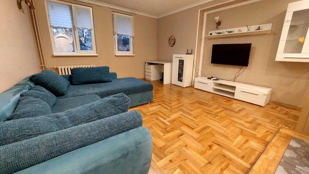 Център София — 2-стаен апартамент 72 кв.м — 700 €