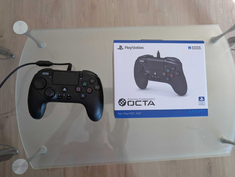Продавам Джойстик HORI - Fighting Commander OCTA