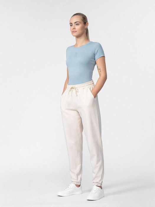 Tricou dama 4F, masura M, slim, nou, cu eticheta