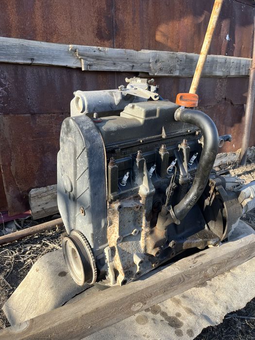 Двигатель и коробка передач Ваз 2114 в сборе