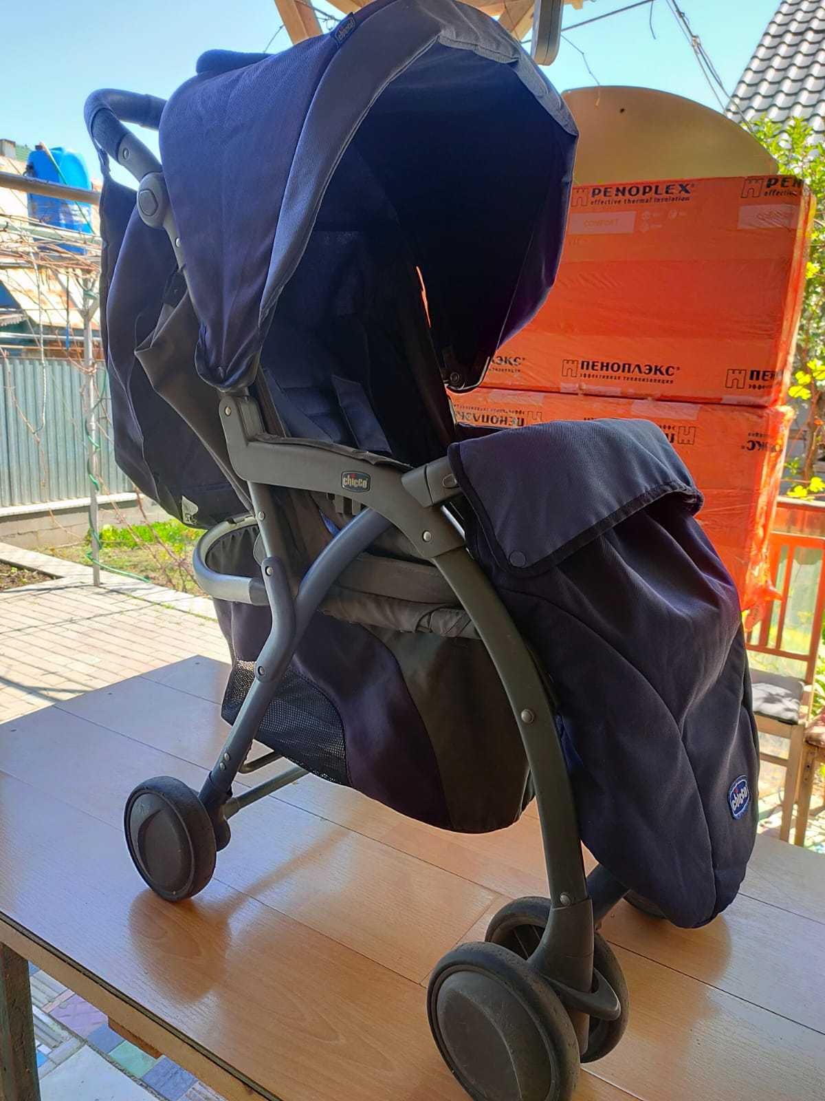 Прогулочная коляска Chicco Simplicity Blue Passion