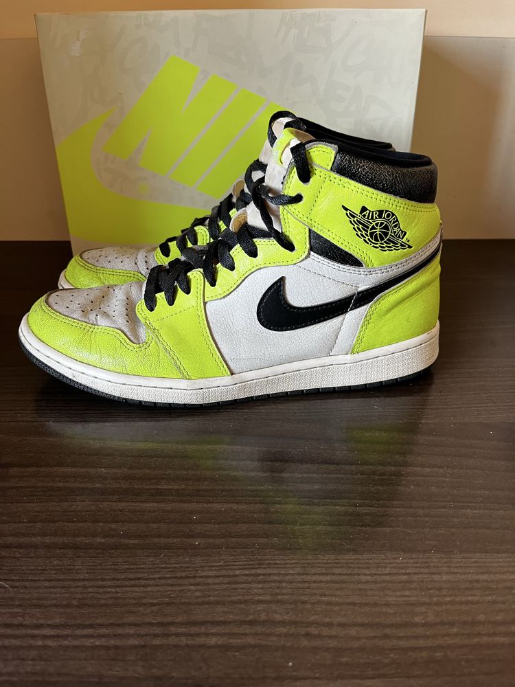 Jordan 1 Retro High OG Visionaire