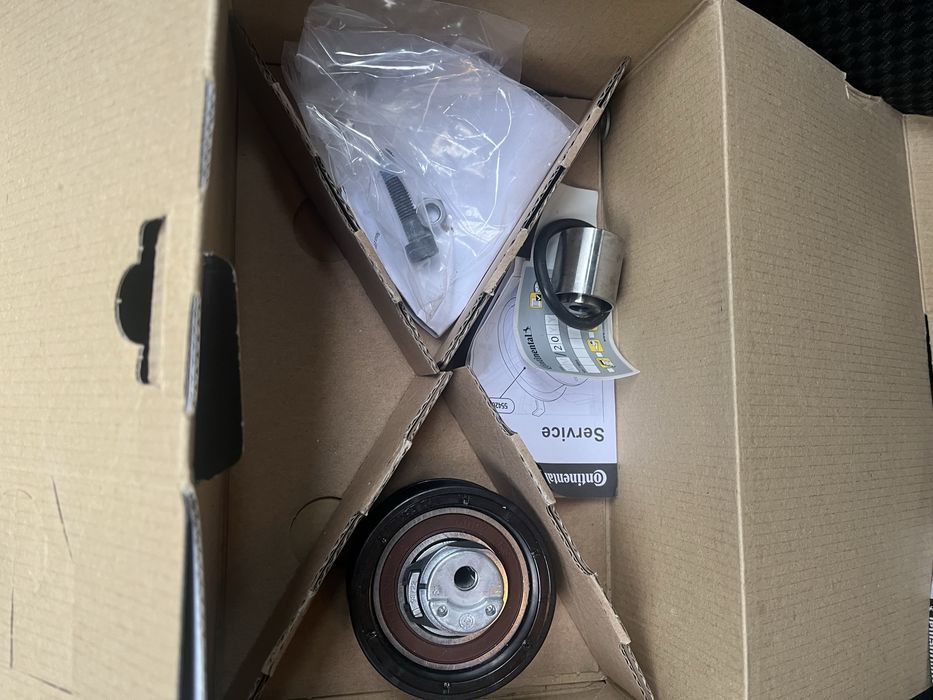 Set curea distributie CONTITECH CT 867 K4 motor 1.9 TDI