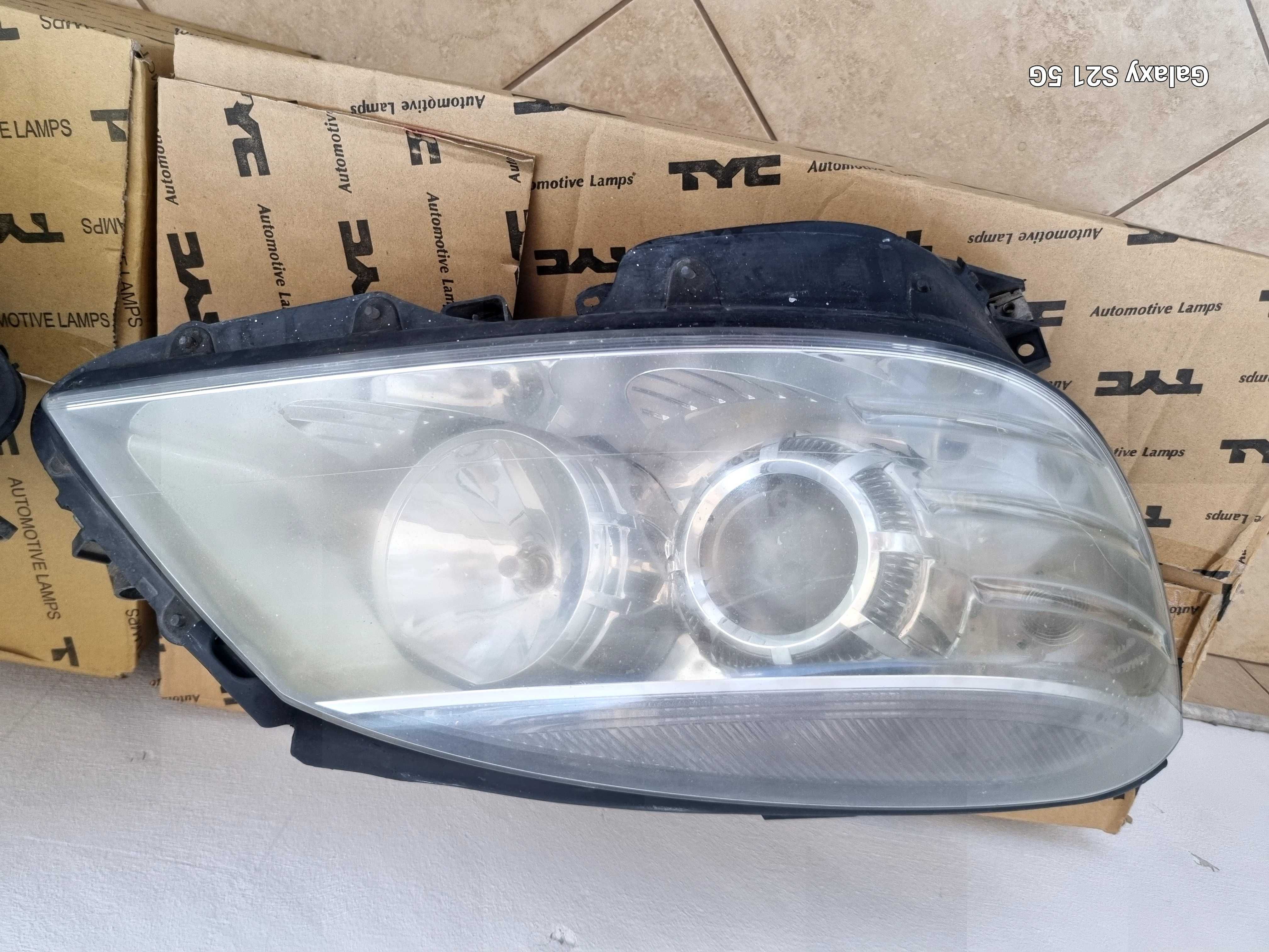 Продавам Фарове за  Mercedes C  W204
