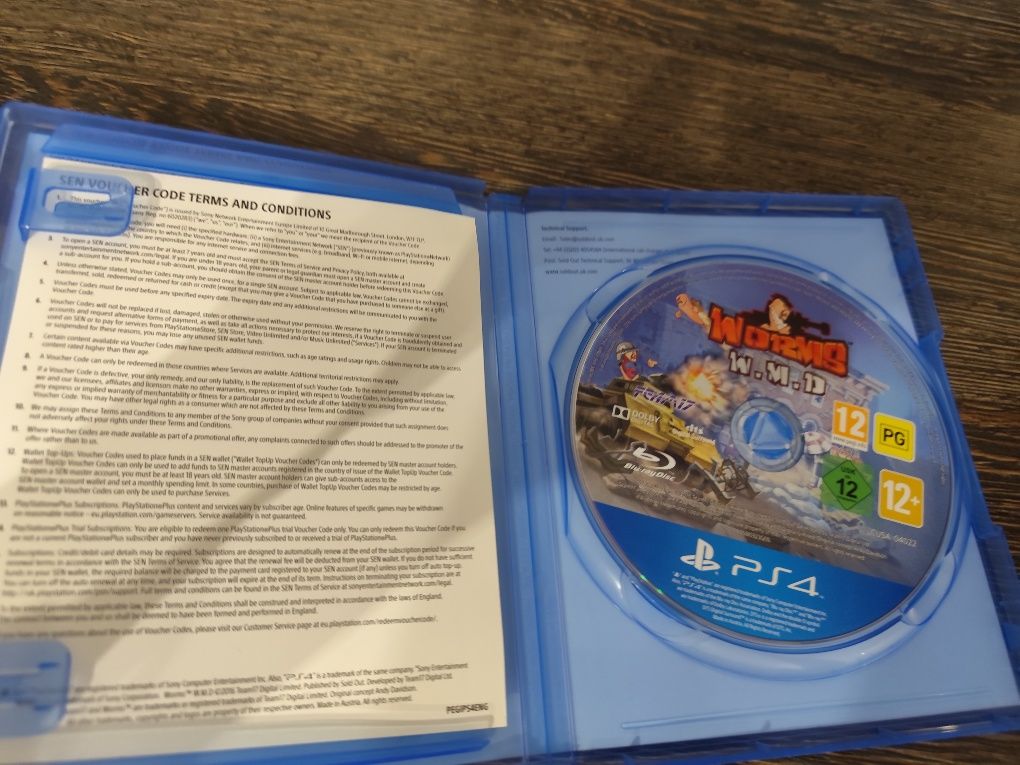 Игра за playstation 4 Worms
