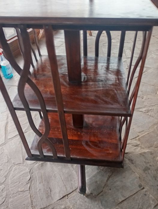 Biblioteca 1890,M Thonet