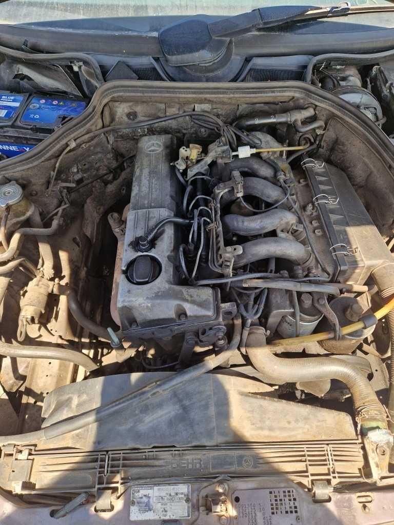 Mercedes-Benz 124 2.5 д 90кс за части