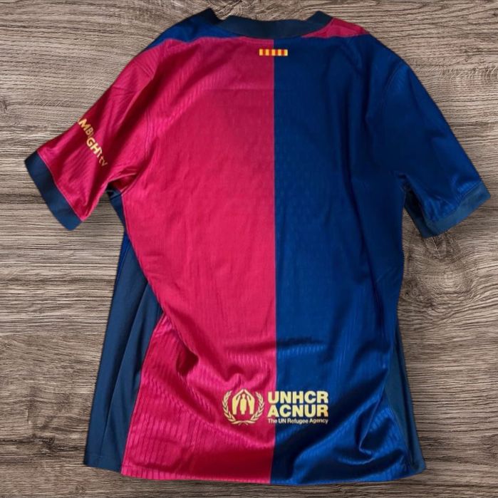 Tricou Barcelona × Travis Scott