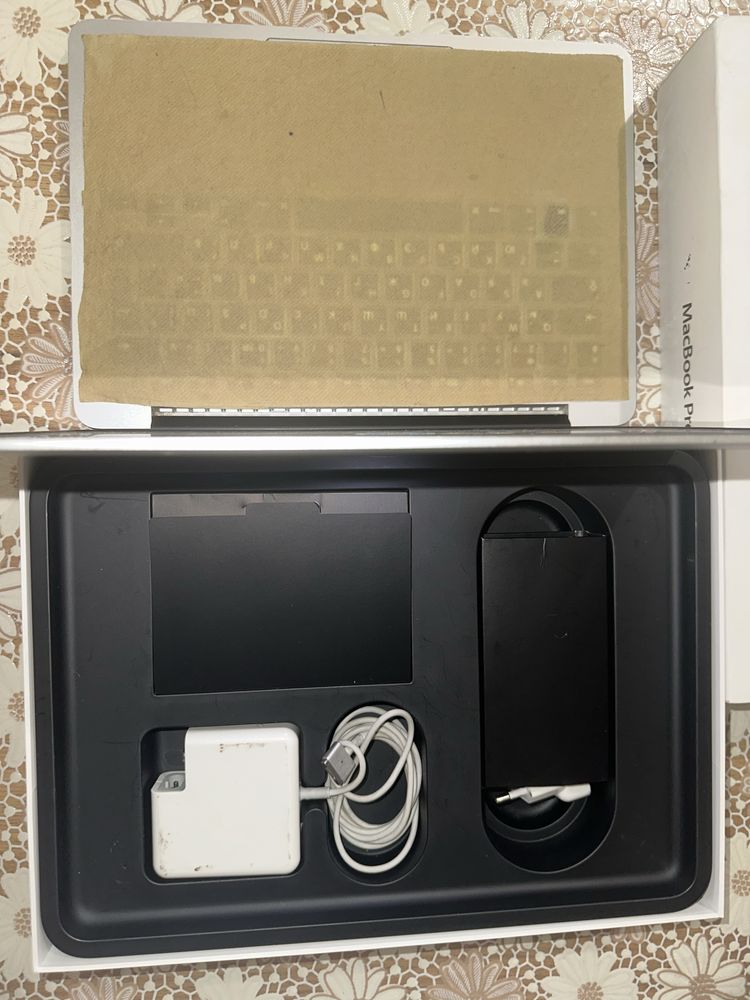 Macbook Pro 13.3 RETINA 256 GB SSD