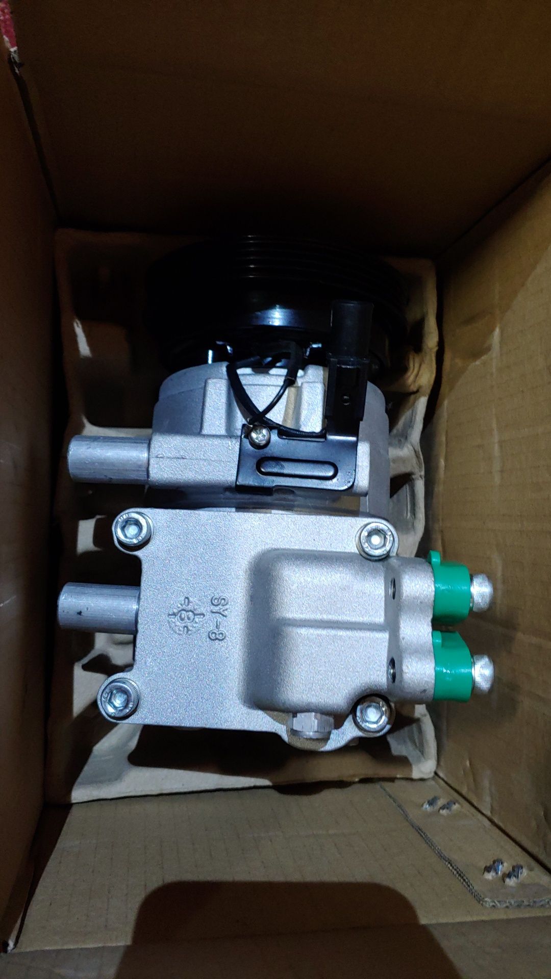 Compresor nou AC (aer conditionat) Hyundai Tucson 2004-2010