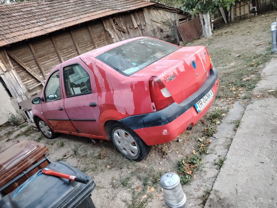 Vând Dacia Logan 15 motorina  functionala  pentru programu rabla  sau