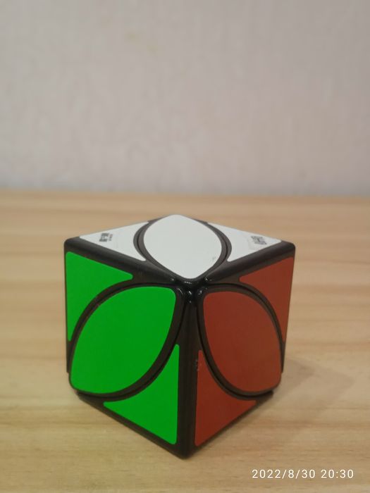 Кубик Кубик Айви Кьюб