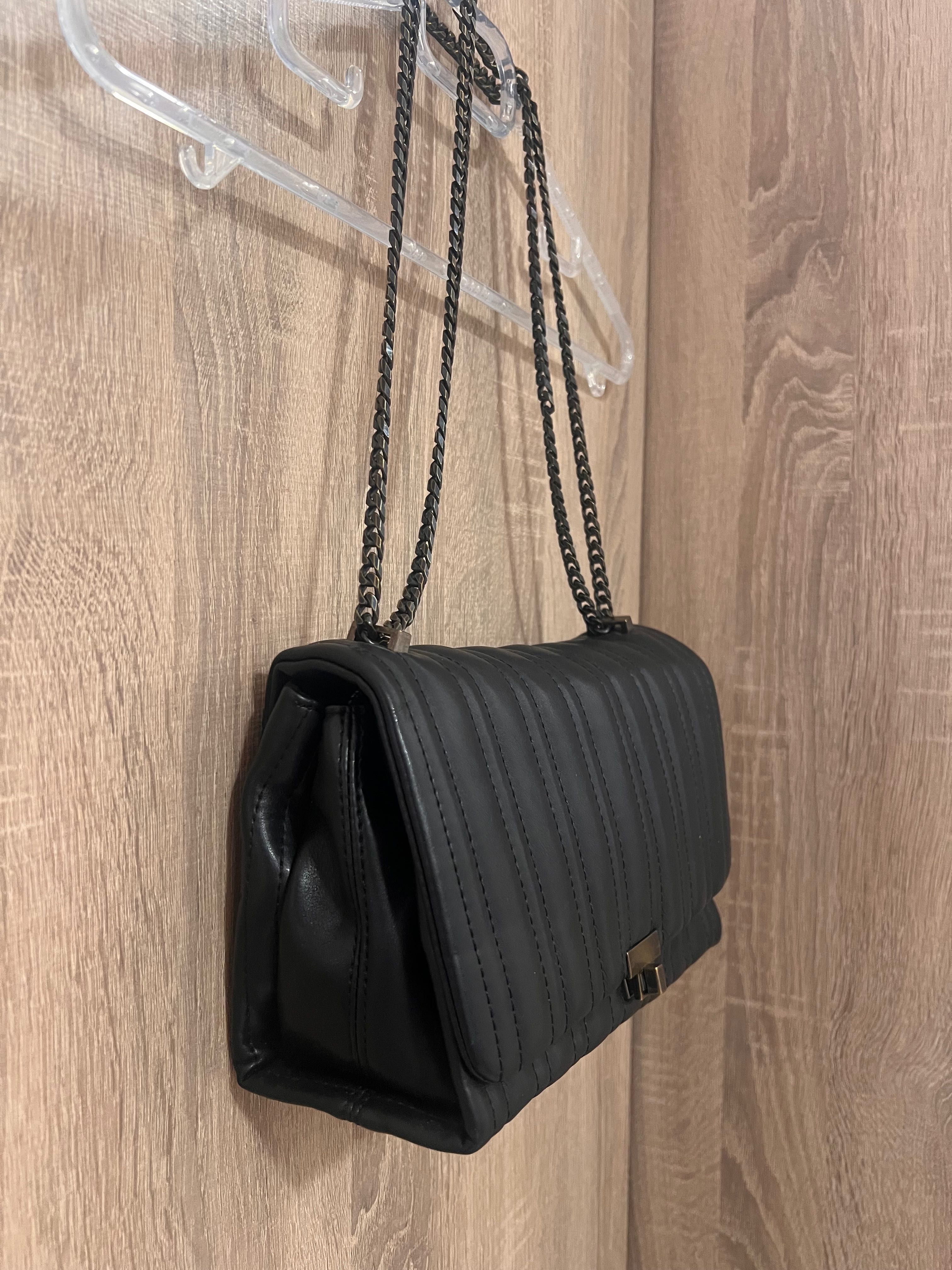 Черна дамска чанта ZARA