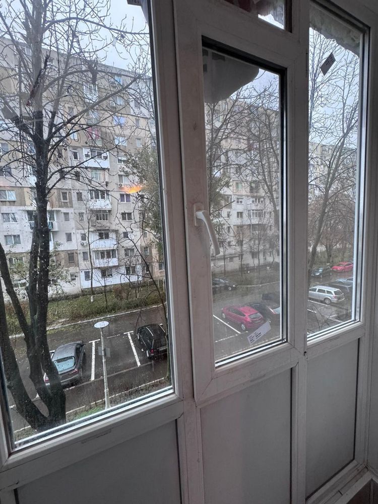 Apartament de vanzare, 2 camere, renovat 2024