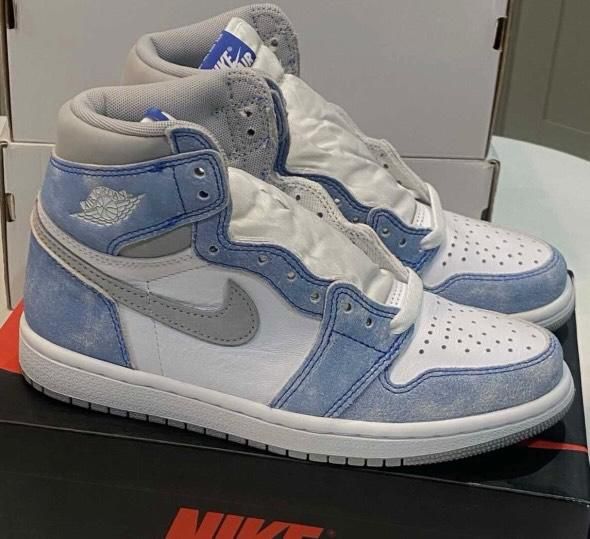 Jordan 1 Hyper Royal - livrare cu verificare