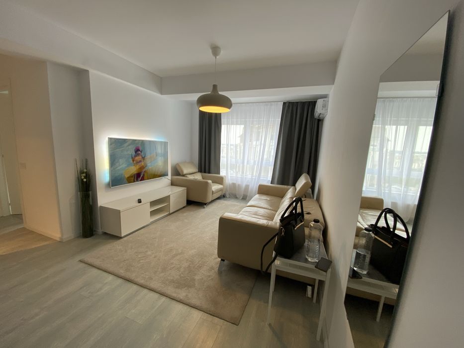 Inchiriez apartament 3 camere cu loc de parcare in Otopeni