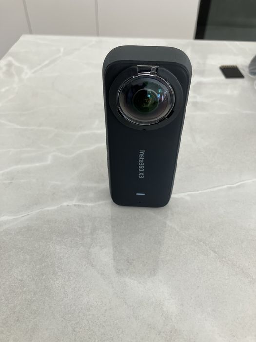 Insta360 X3 Bundle + Bullet Time + 64GB SD Card