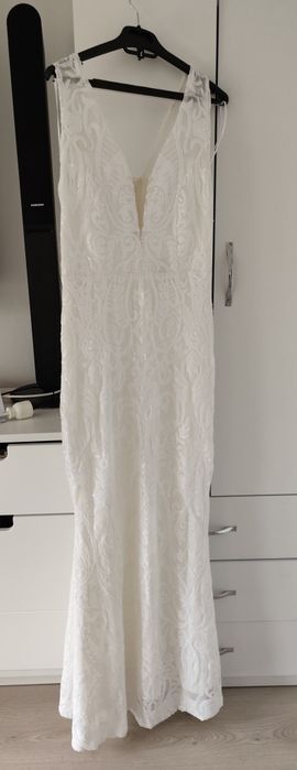 Rochie albă de mireasă