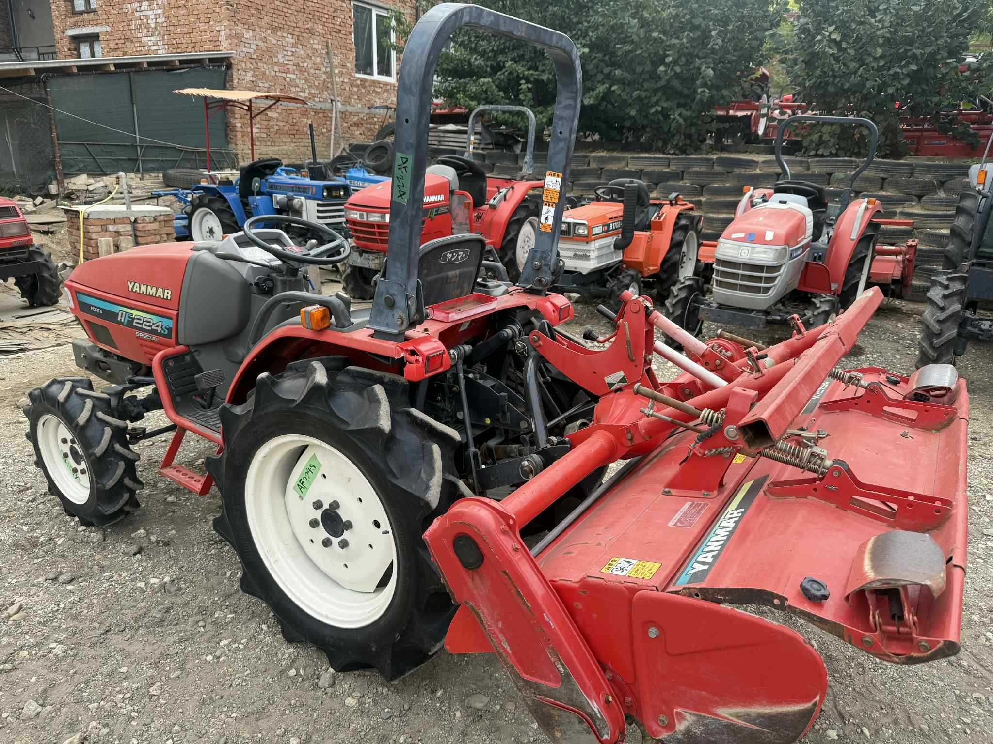 Трактор YANMAR AF224 4x4