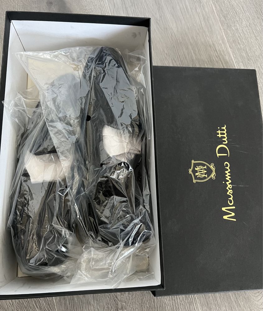 Pantofi catifea Massimo Dutti