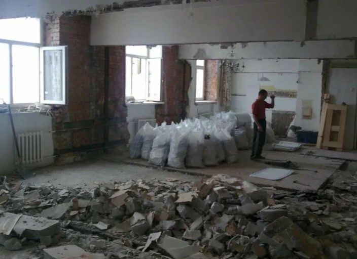 Домантаж полов, болконов, зданий
