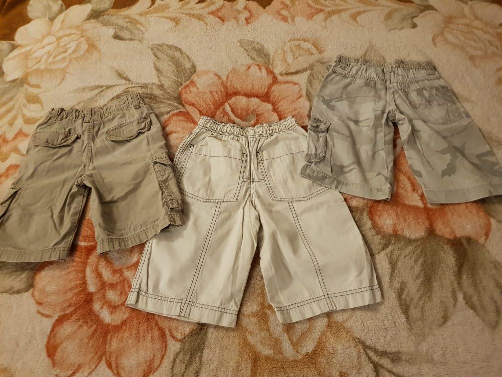 Lot haine băieți,6-8 ani, ieftine,vară:pantaloni 3 sferturi,tricouri