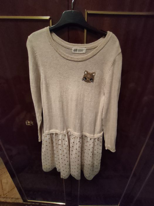 Продавам детска рокля