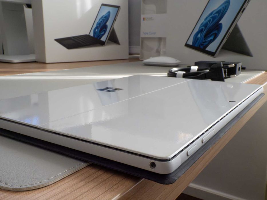Surface Pro 7 Plus 16GB RAM - Type Cover Surface Pro - Surface Mouse