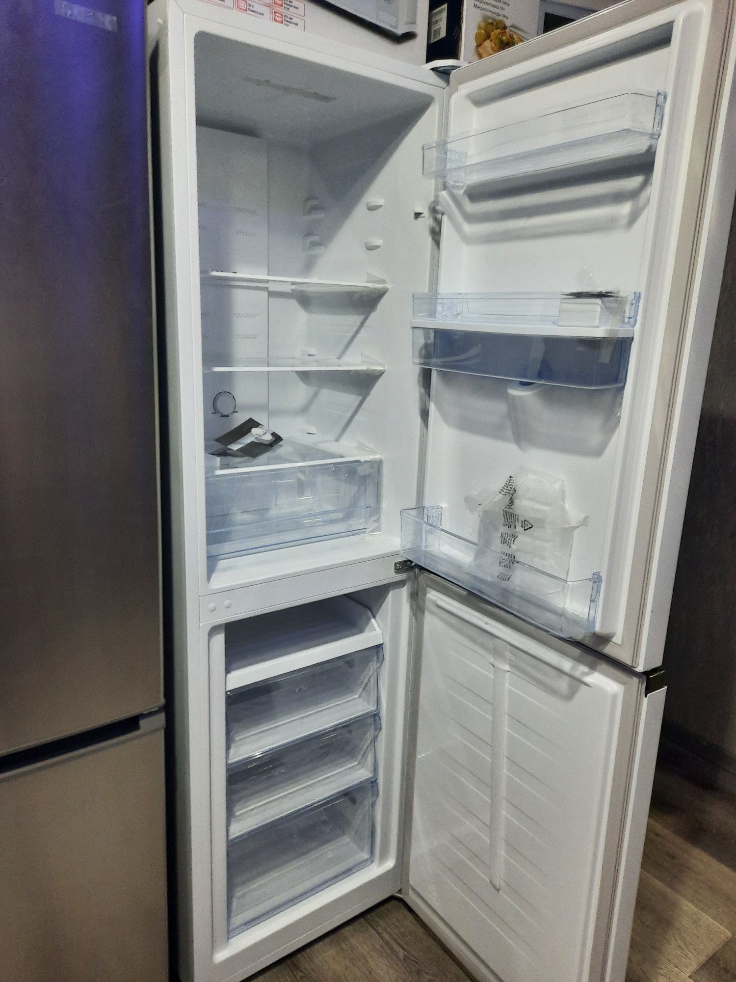 Акция,распродажа холодильники Roison