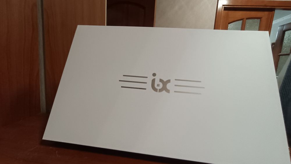 Продам  новый планшет