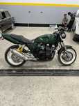 Mototsikl Yamaha XJR 400