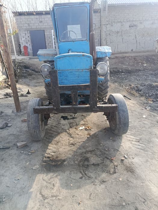 Tiraktor 28 sotiladi